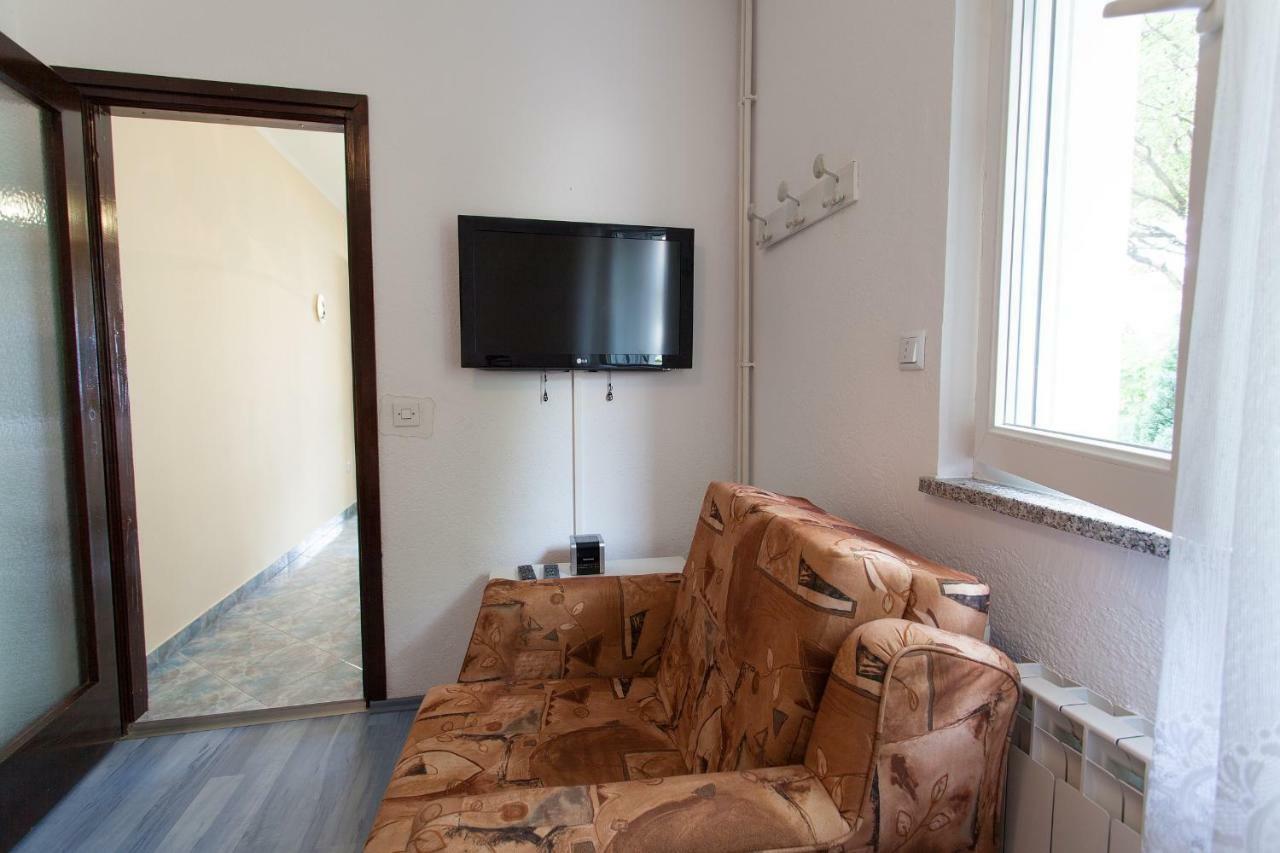 Apartman Kondic Omišalj Eksteriør bilde